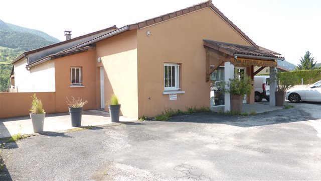 Ensemble immobilier Rivière sur tarn